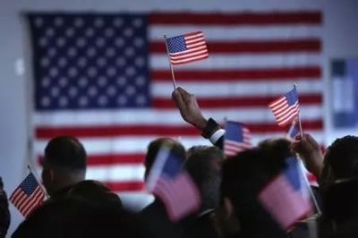 取消因私出入境中介資質認證 移民大門要關閉了嗎？